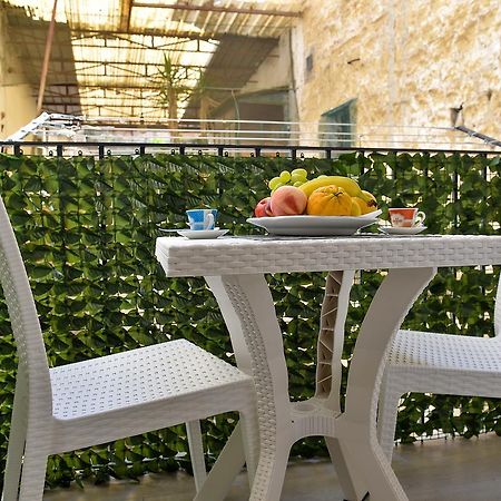Bed and Breakfast Famigi Neapel Exterior foto