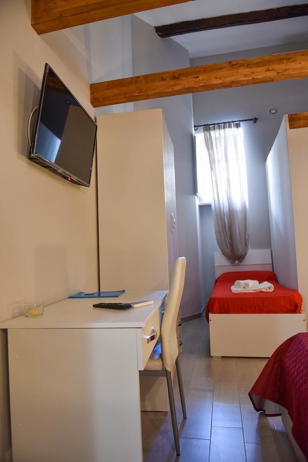 Bed and Breakfast Famigi Neapel Exterior foto