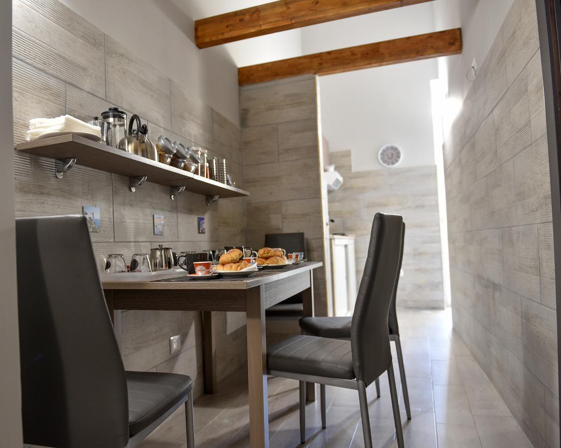 Bed and Breakfast Famigi Neapel Exterior foto