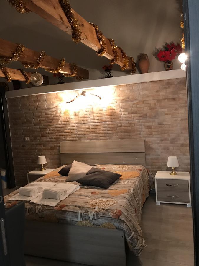 Bed and Breakfast Famigi Neapel Exterior foto